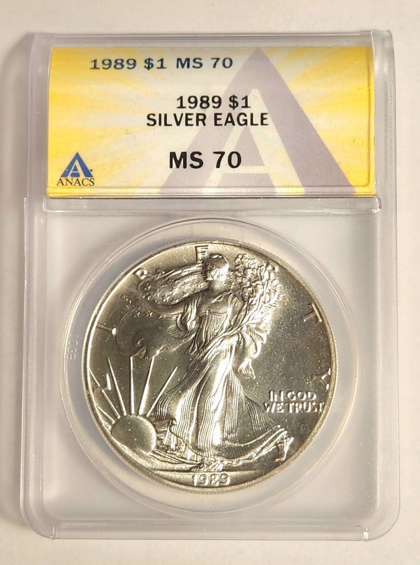 1989 Silver Eagle ANACS MS 70 Uncirculated Coin Philadelphia: 1989 Silver Eagle ANACS MS 70 Uncirculated Coin Philadelphia This 1989 P Silver Eagle is certified by ANACS with a stunning MS 70 grade, indicating it is in uncirculated condition. Struck at the Phila