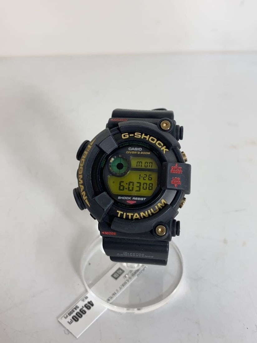 Casio G Shock DW-8201NT-1JR Yellow Men's Wristwatch: Casio G Shock DW-8201NT-1JR Yellow Men's Wristwatch This CASIO G-SHOCK DW-8201NT-1JR men's wristwatch features a bold yellow design and a durable build. Made in Japan, it is designed for reliability a