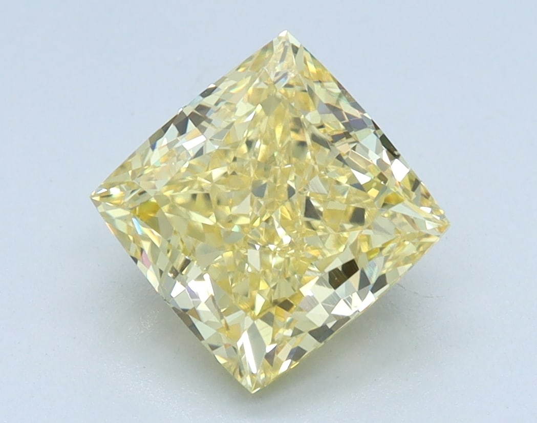 Loose Diamond - CUSHION 2.01ct YELLOW VS1: Loose Diamond - CUSHION 2.01ct YELLOW VS1 Source: This is a real non-mined Diamond that has been grown in a lab Shape: CUSHION Carats: 2.01 Color: YELLOW Clarity: VS1 Certification: IGI Condition: Pre