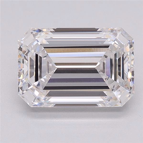 Loose Diamond - EMERALD 4.92ct E VVS2: Loose Diamond - EMERALD 4.92ct E VVS2 Source: This is a real non-mined Diamond that has been grown in a lab Shape: EMERALD Carats: 4.92 Color: E Clarity: VVS2 Certification: IGI Condition: Pre-Owned A