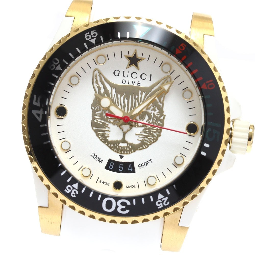 Gucci Dive Date Quartz Men's Wristwatch 136.3 YA136322: Gucci Dive Date Quartz Men's Wristwatch 136.3 YA136322 This pre-owned Gucci Dive Date Mystic Cat men's watch features a stainless steel, GP, and rubber case with a white dial. The watch is powered by 