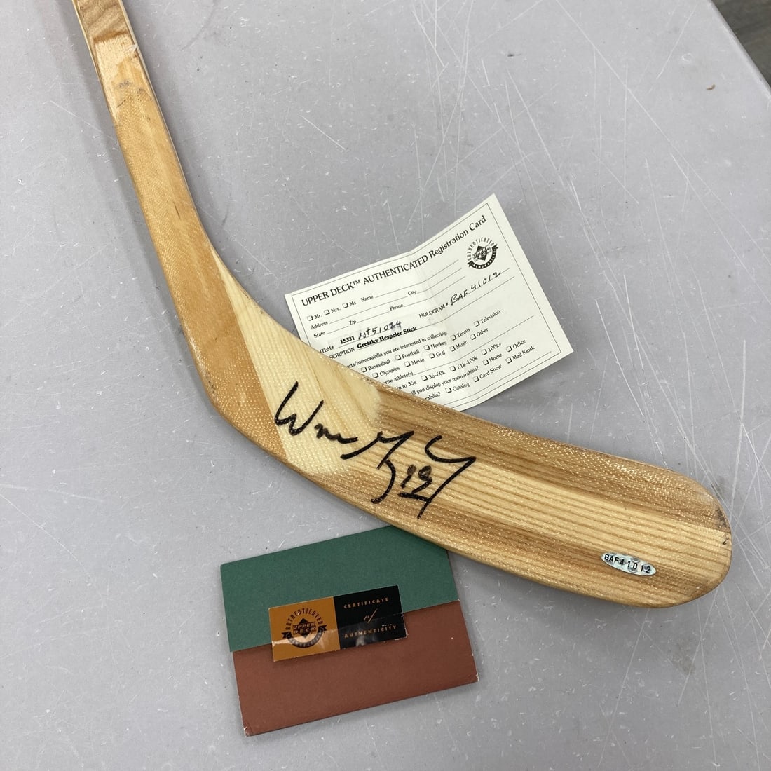 Hespeler Game Model Hockey Stick Signed by Wayne Gretzky Upper Deck Authenticated (1 of 13)