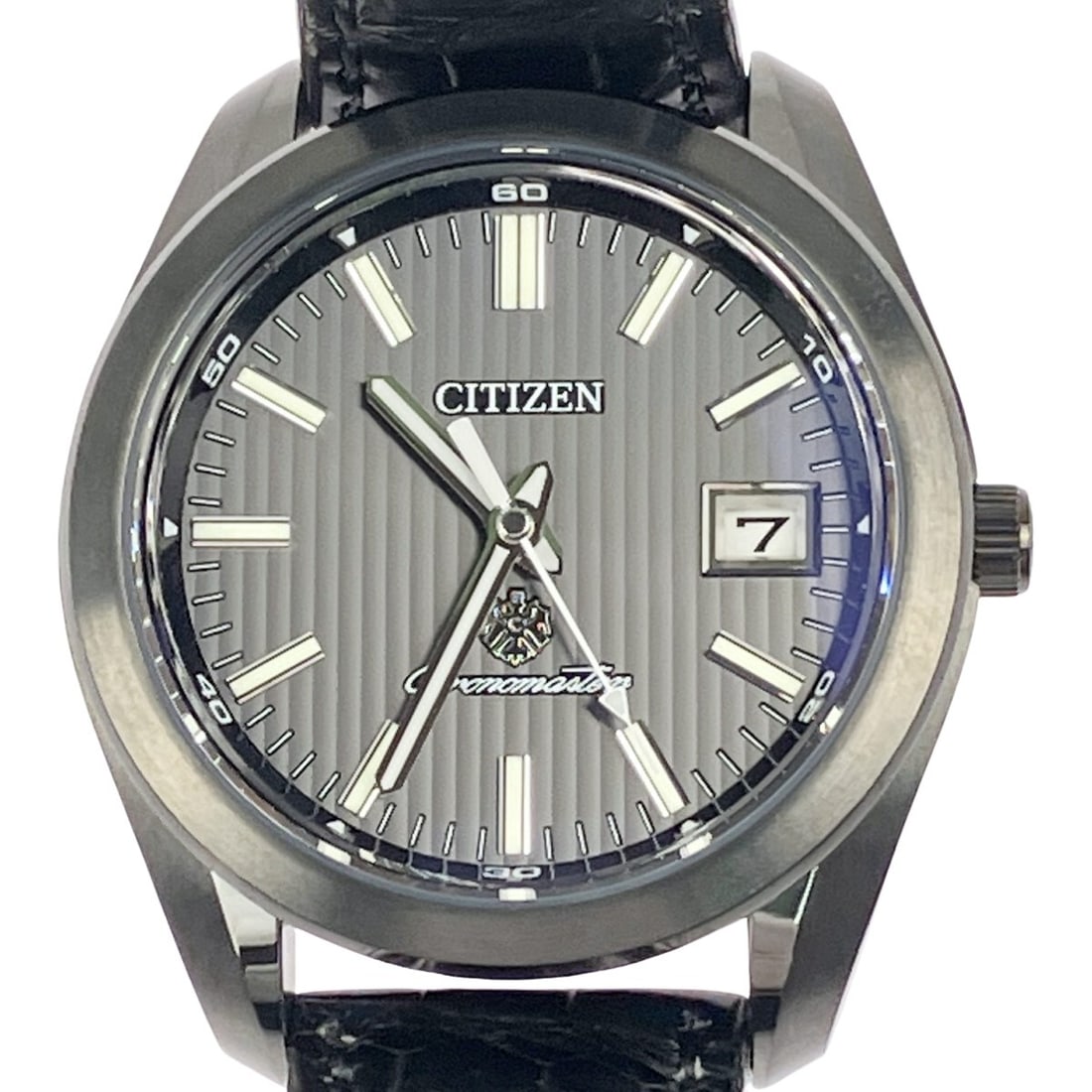 Citizen Eco-Drive Limited Edition Black Eagle AQ4054-01E Men's Watch: Citizen Eco-Drive Limited Edition Black Eagle AQ4054-01E Men's Watch Discover the Citizen Eco-Drive Limited Edition Black Eagle AQ4054-01E, a sophisticated wristwatch designed for men. This timepiece 