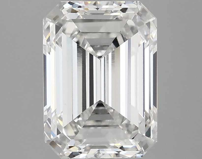 Loose Diamond - EMERALD 3.06ct E VVS2: Loose Diamond - EMERALD 3.06ct E VVS2 Source: This is a real non-mined Diamond that has been grown in a lab Shape: EMERALD Carats: 3.06 Color: E Clarity: VVS2 Certification: IGI Condition: Pre-Owned A