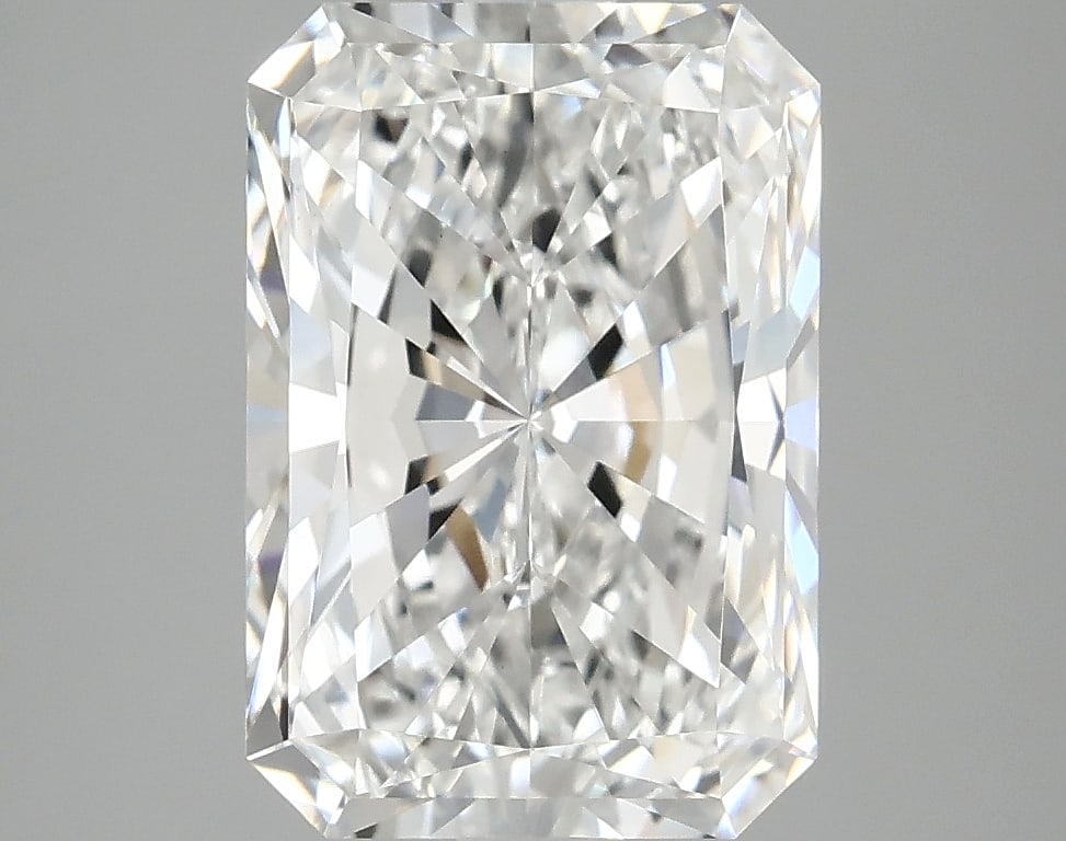 Loose Diamond - RADIANT 3.77ct E VS1: Loose Diamond - RADIANT 3.77ct E VS1 Source: This is a real non-mined Diamond that has been grown in a lab Shape: RADIANT Carats: 3.77 Color: E Clarity: VS1 Certification: IGI Condition: Pre-Owned Add