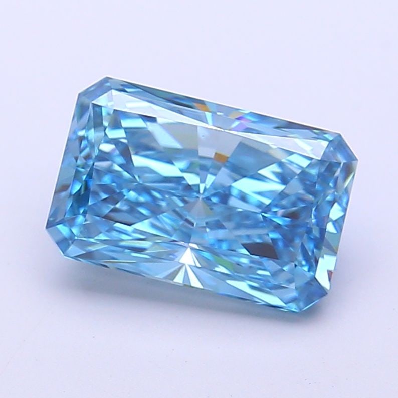 Loose Diamond - RADIANT 2.65ct Fancy Vivid Blue VVS2: Loose Diamond - RADIANT 2.65ct Fancy Vivid Blue VVS2 Source: This is a real non-mined Diamond that has been grown in a lab Shape: RADIANT Carats: 2.65 Color: Fancy Vivid Blue Certification: IGI Video: