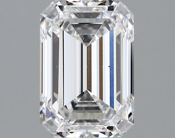Loose Diamond - EMERALD 1.8ct D VS2: Loose Diamond - EMERALD 1.8ct D VS2 Source: This is a real non-mined Diamond that has been grown in a lab Shape: EMERALD Carats: 1.8 Color: D Clarity: VS2 Certification: IGI Condition: Pre-Owned Addit