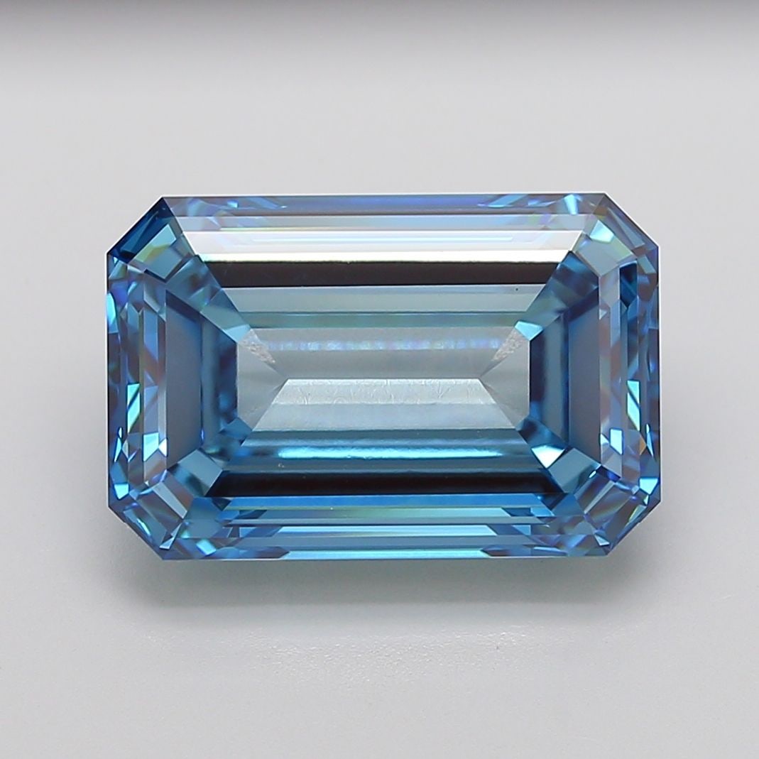 Loose Diamond - EMERALD 16.08ct Fancy Vivid Blue VVS2: Loose Diamond - EMERALD 16.08ct Fancy Vivid Blue VVS2 Source: This is a real non-mined Diamond that has been grown in a lab Shape: EMERALD Carats: 16.08 Color: Fancy Vivid Blue Certification: IGI Vide