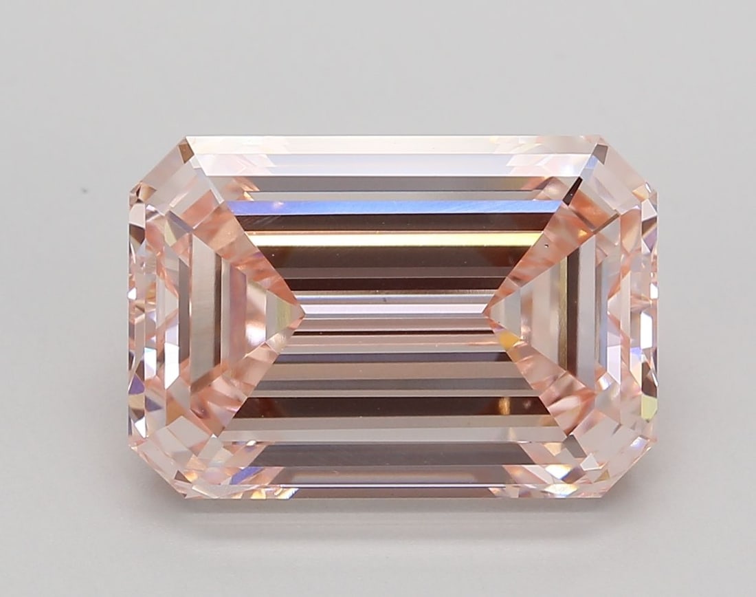 Loose Diamond - EMERALD 7.25ct Fancy Pink VS1: Loose Diamond - EMERALD 7.25ct Fancy Pink VS1 Source: This is a real non-mined Diamond that has been grown in a lab Shape: EMERALD Carats: 7.25 Color: Fancy Pink Certification: IGI Video: