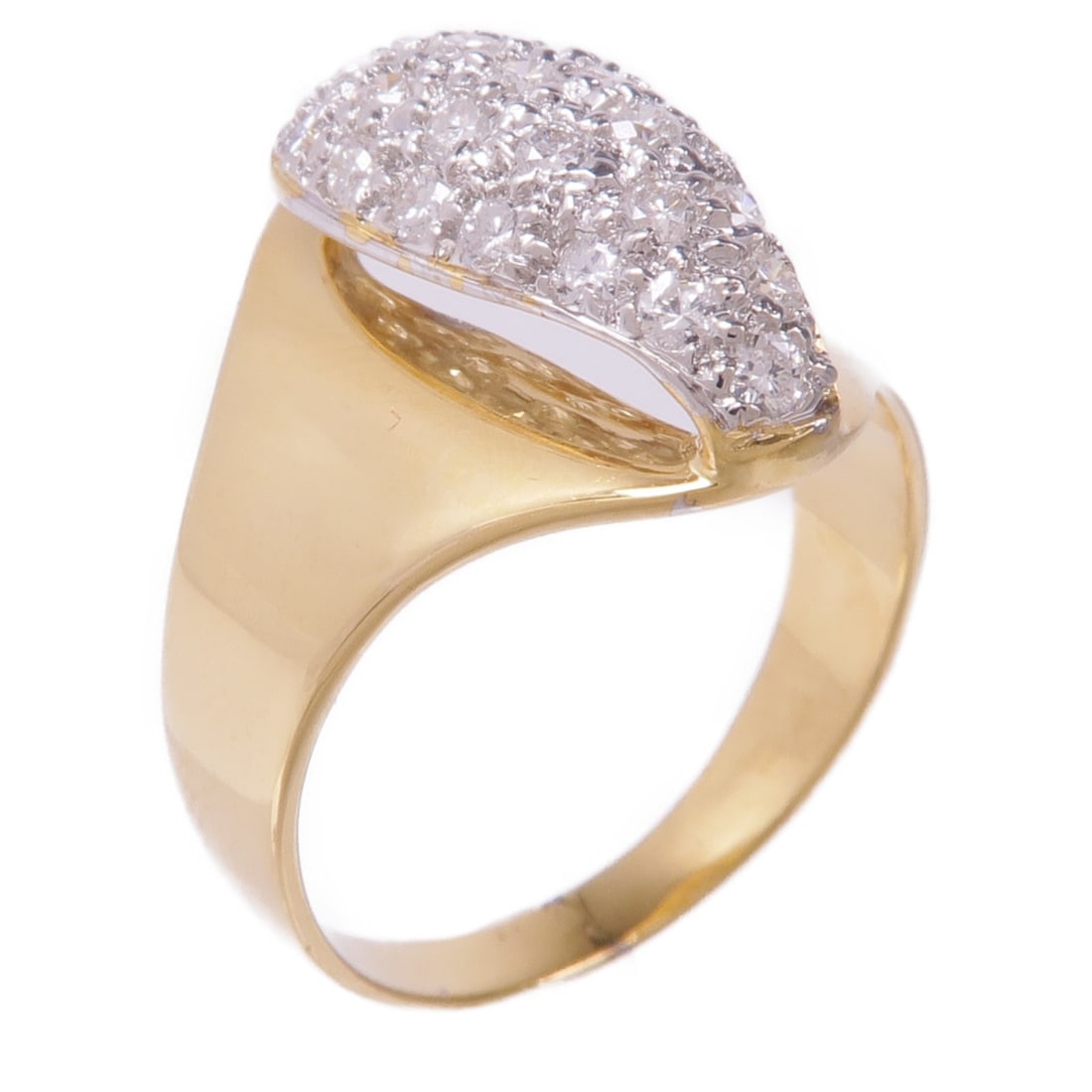 JEWELRY Diamond Ring 18K Yellow Gold Size 6: JEWELRY Diamond Ring 18K Yellow Gold Size 6 This exquisite diamond ring features a stunning design crafted from high-quality 18K yellow gold. The ring showcases a clear diamond, adding a brilliant spa