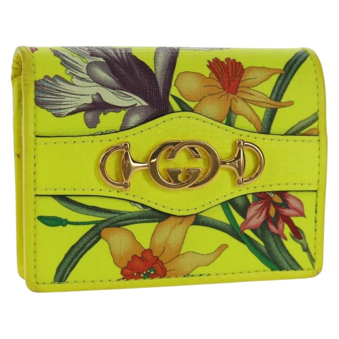 Gucci Yellow Leather Bifold Wallet 536353: Gucci Yellow Leather Bifold Wallet 536353 This GUCCI bifold wallet features a yellow leather exterior with a floral design, offering a stylish and practical accessory for women. Made in Italy, the wal