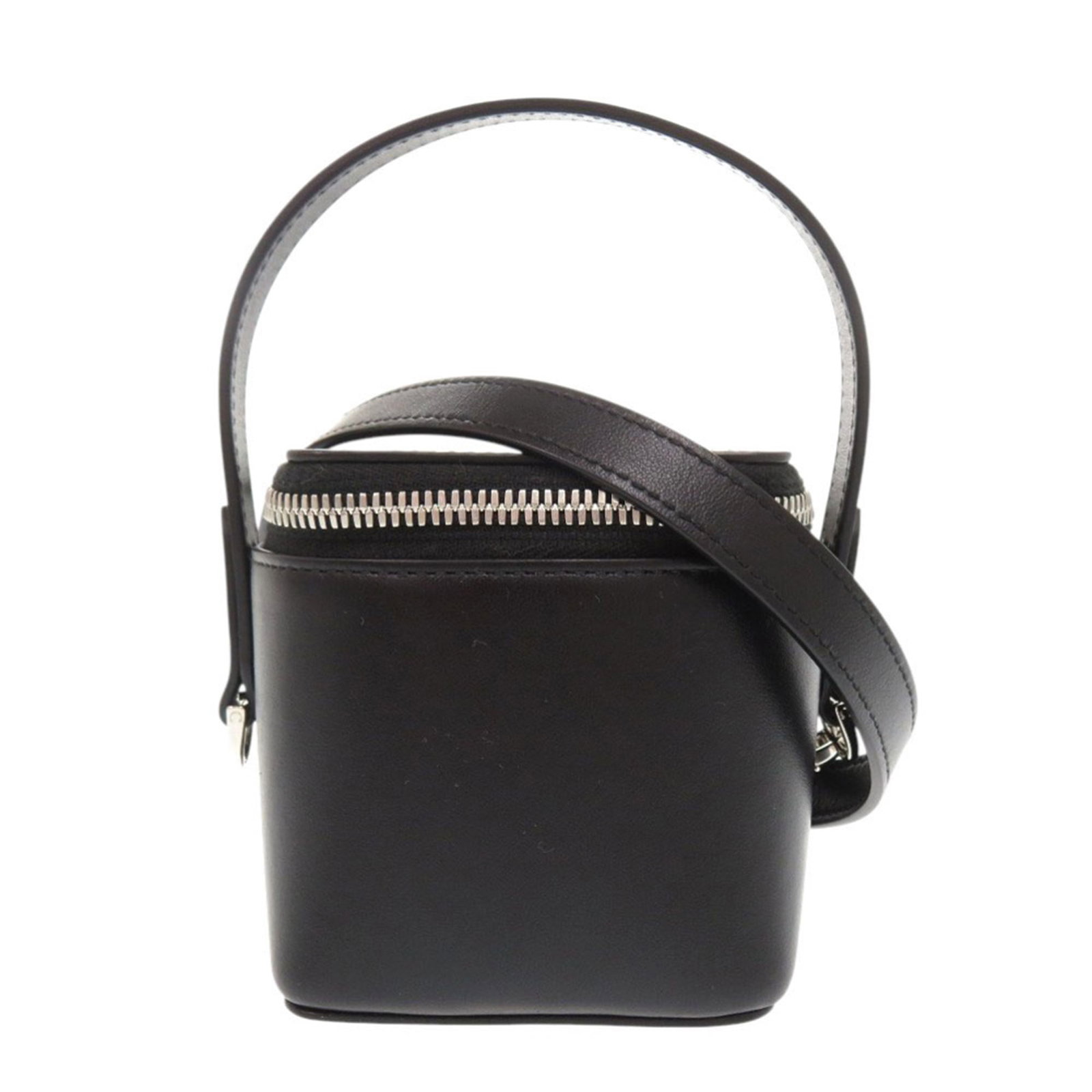 Ferragamo black leather micro satchel bag: Ferragamo black leather micro satchel bag This Ferragamo Micro Leather Satchel is crafted from black leather and features a flat leather handle, an adjustable and detachable flat leather strap, and a 