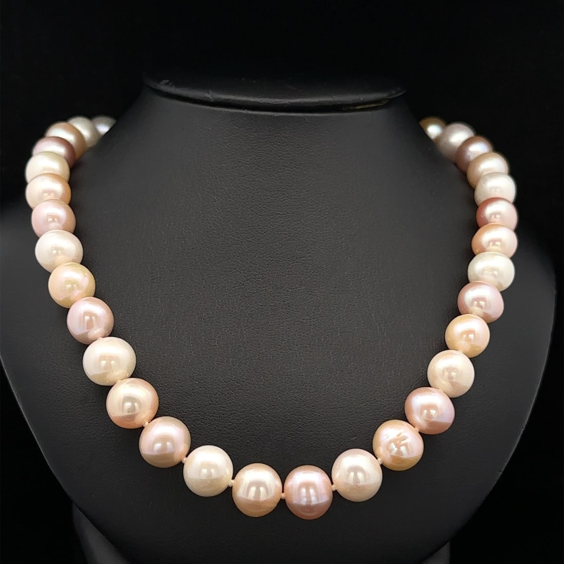 Classic 18 Inch Cultured Pearl Necklace with 14k Yellow Gold Clasp: Classic 18 Inch Cultured Pearl Necklace with 14k Yellow Gold Clasp This exquisite 18-inch strand necklace features a stunning collection of 48 genuine cultured pearls, each showcasing a round shape an