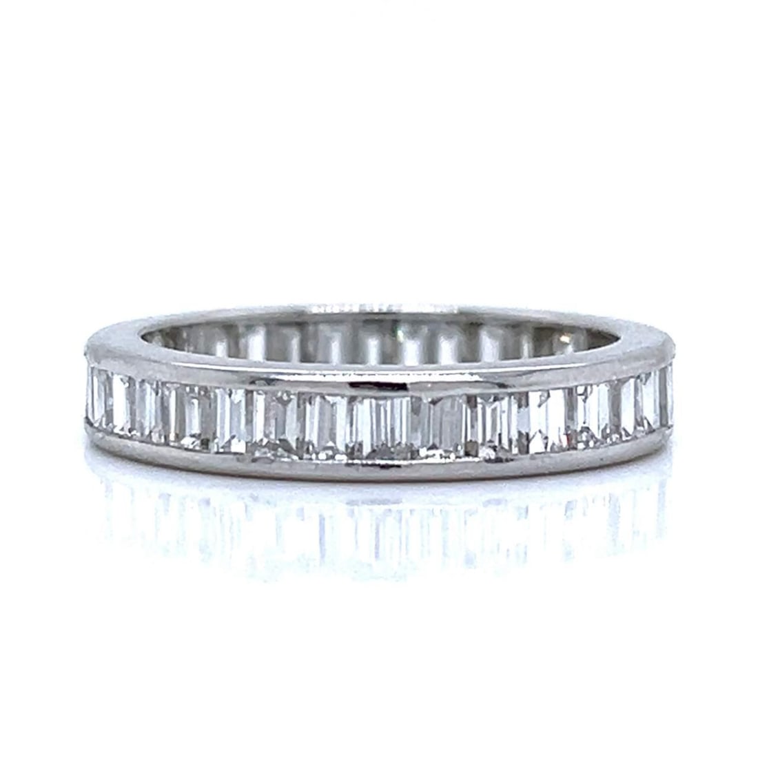 Oscar Heyman Platinum Diamond Eternity Band 3.10 Ct 37 Baguette Diamonds: Oscar Heyman Platinum Diamond Eternity Band 3.10 Ct 37 Baguette Diamonds This exquisite Oscar Heyman eternity band is crafted in luxurious platinum and features 37 stunning baguette diamonds totaling 