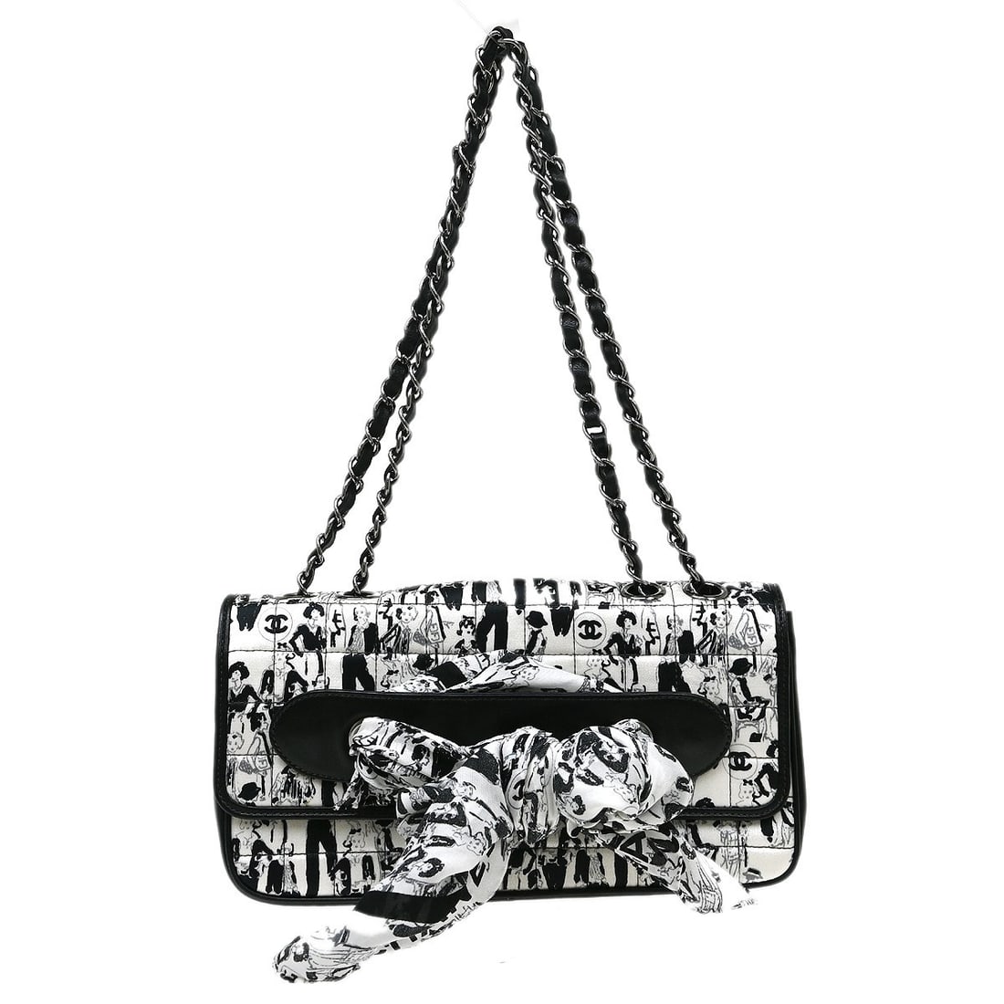 CHANEL Matelasse Black Lambskin Chain Shoulder Bag: CHANEL Matelasse Black Lambskin Chain Shoulder Bag This Chanel Classic Flap shoulder bag features luxurious black lambskin leather with a signature matelasse pattern and double chain straps. The bag i