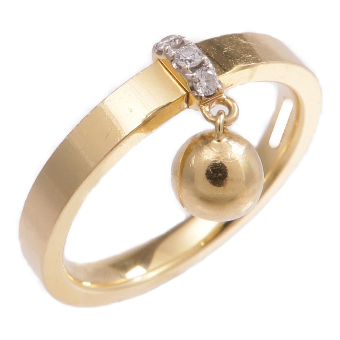 Diamond Ring in 18K White Gold Size US 6: Diamond Ring in 18K White Gold Size US 6 This diamond ring features an elegant design crafted in 18K yellow gold and 18K white gold. The main stone is a diamond, and the ring is made with high-quality