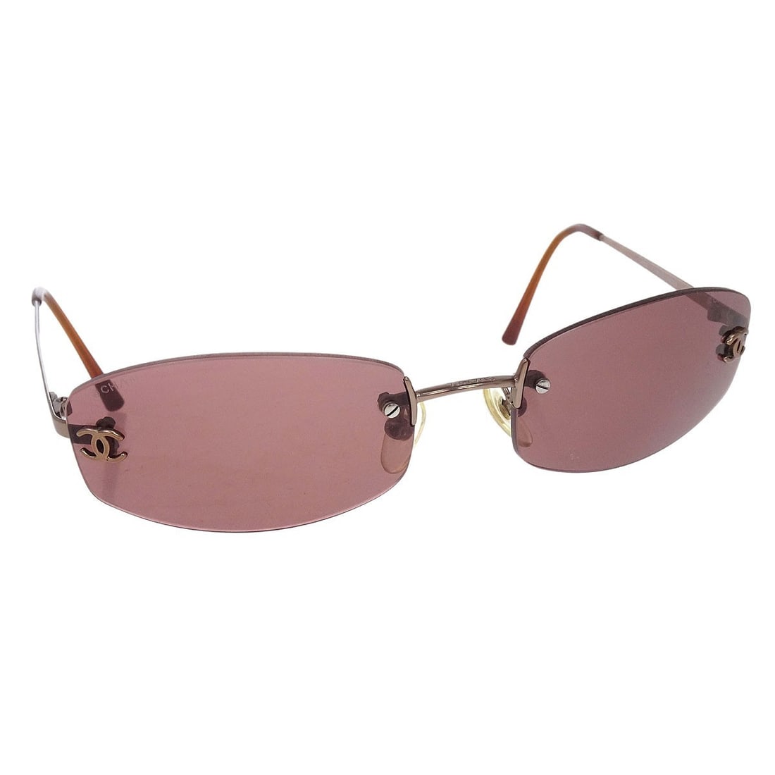 CHANEL CC Logos Brown Acrylic Women Sunglasses: CHANEL CC Logos Brown Acrylic Women Sunglasses These Chanel sunglasses feature a brown acrylic frame and matching brown acrylic lenses, designed for women. The CC Logos model showcases the iconic Chan