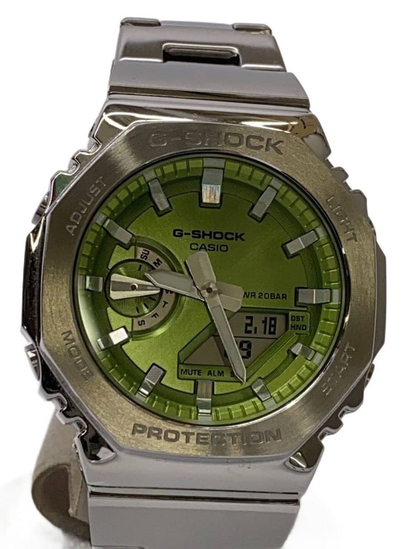 Casio G Shock GM-2110D-3AJF Quartz Men's Wristwatch: Casio G Shock GM-2110D-3AJF Quartz Men's Wristwatch This CASIO G-SHOCK GM-2110D-3AJF is a men's quartz wristwatch from Japan, designed for durability and reliability. It features a robust case and ban