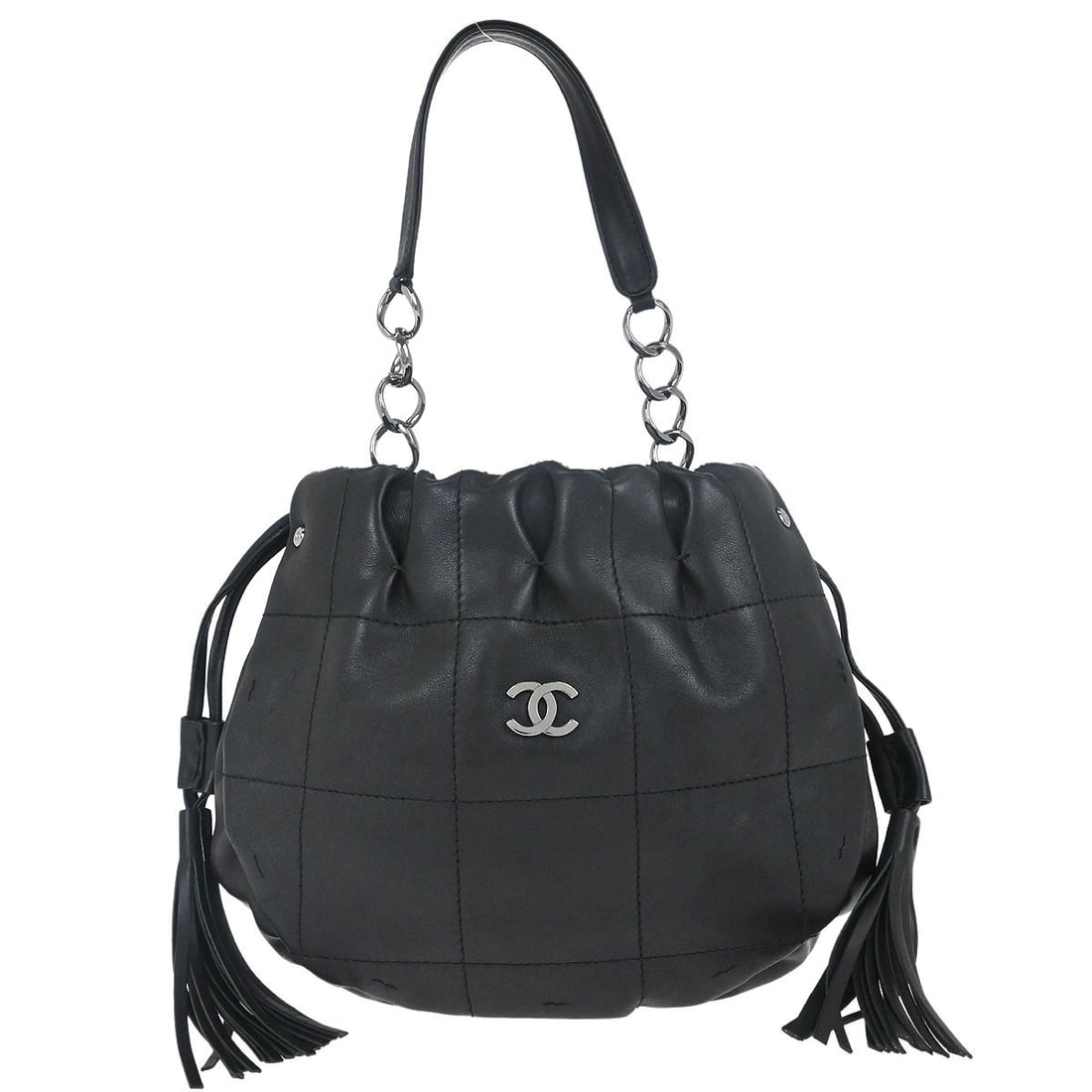 Chanel Matelasse Lambskin Bucket Drawstring Handbag Black (1 of 18)