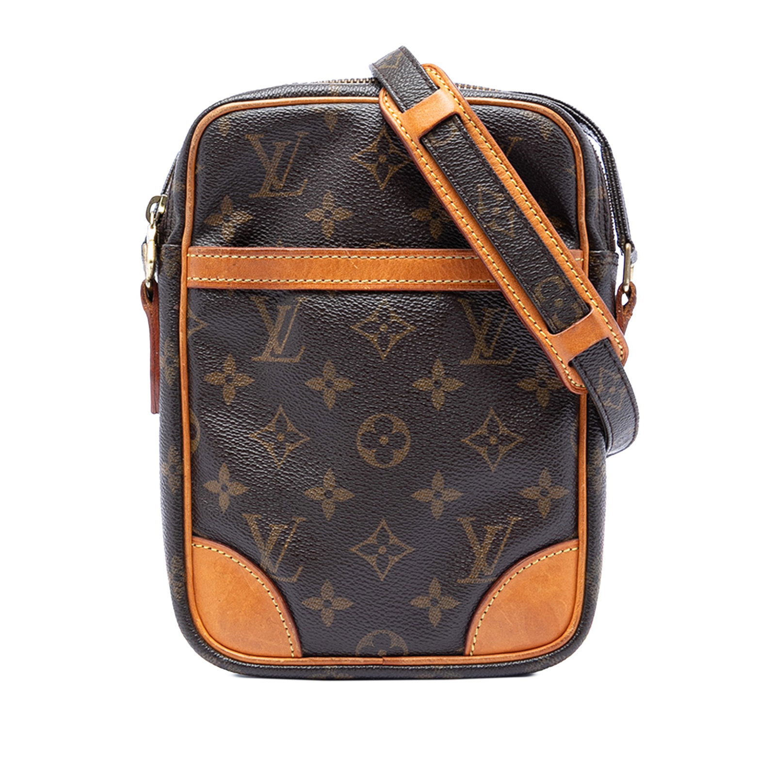 Louis Vuitton Monogram canvas crossbody bag Danube: Louis Vuitton Monogram canvas crossbody bag Danube This Louis Vuitton Monogram Danube bag features the brand's iconic monogram canvas with vachetta leather trim. It offers an adjustable shoulder strap