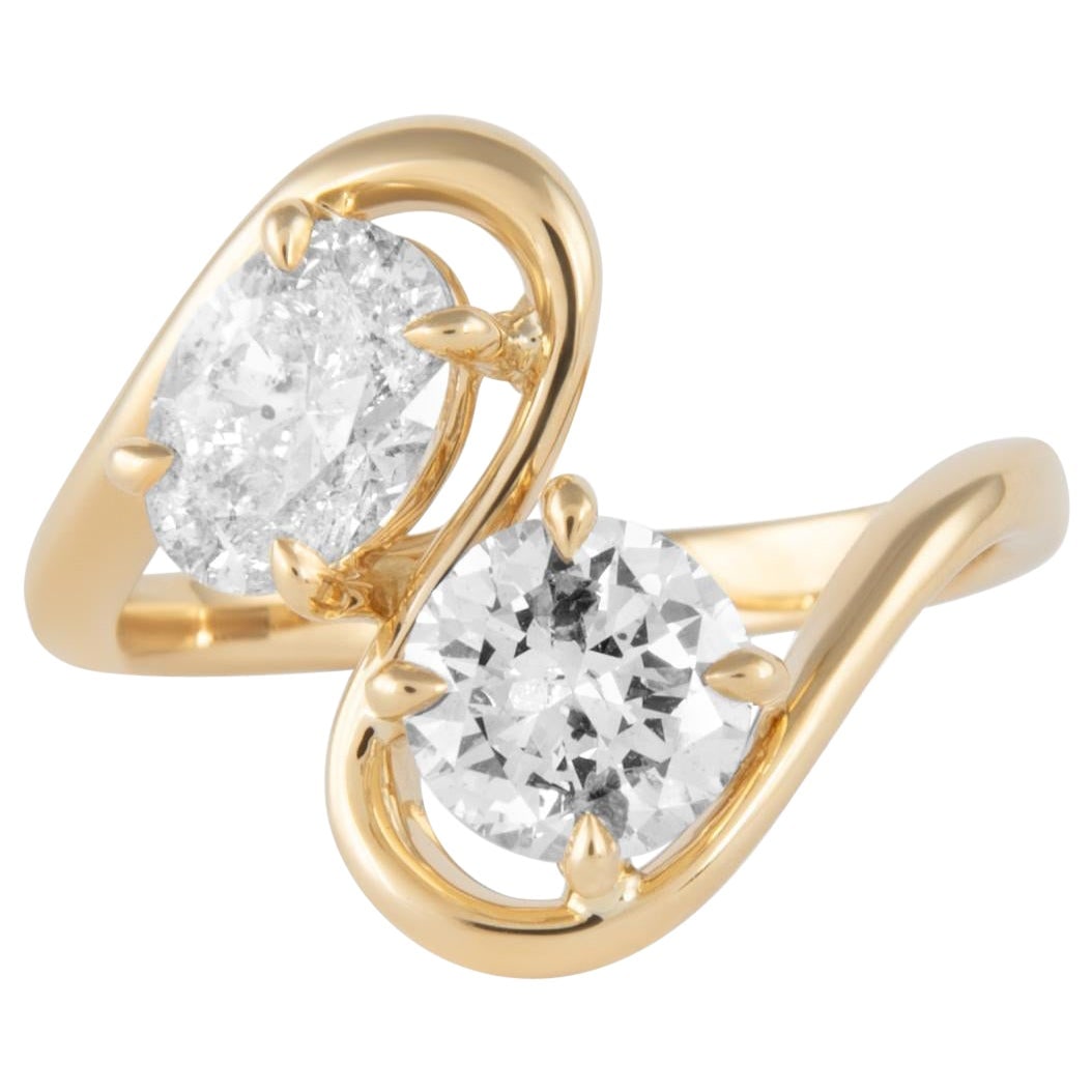 2.13ct Diamond Toi Et Moi Ring 18k Yellow Gold: 2.13ct Diamond Toi Et Moi Ring 18k Yellow Gold This exquisite Toi et Moi ring features a stunning combination of an oval diamond and a round diamond, totaling 2.13 carats. Crafted from 18k yellow gold