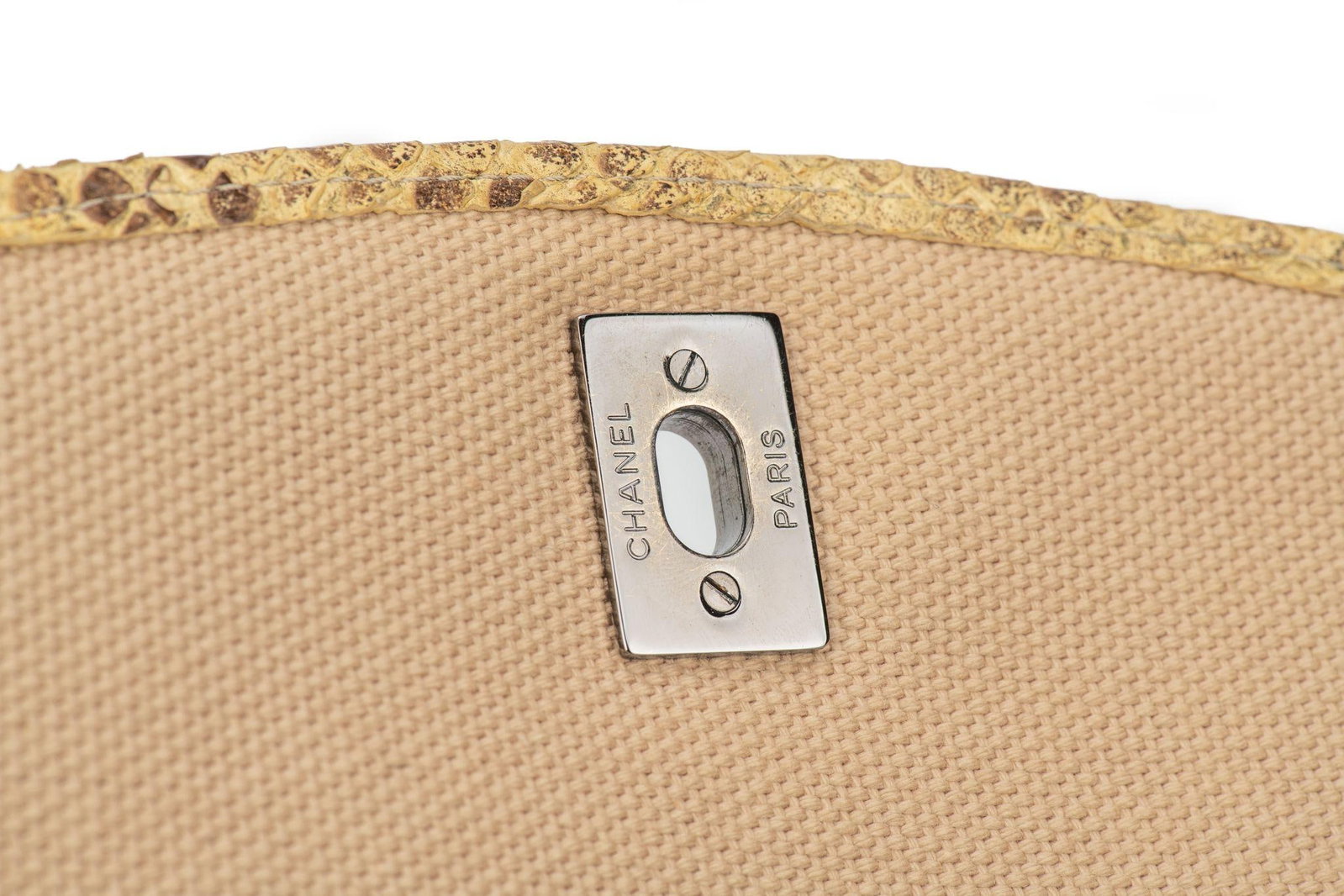 Chanel 2003-2004 Flap Shoulder Bag Python Canvas - 14