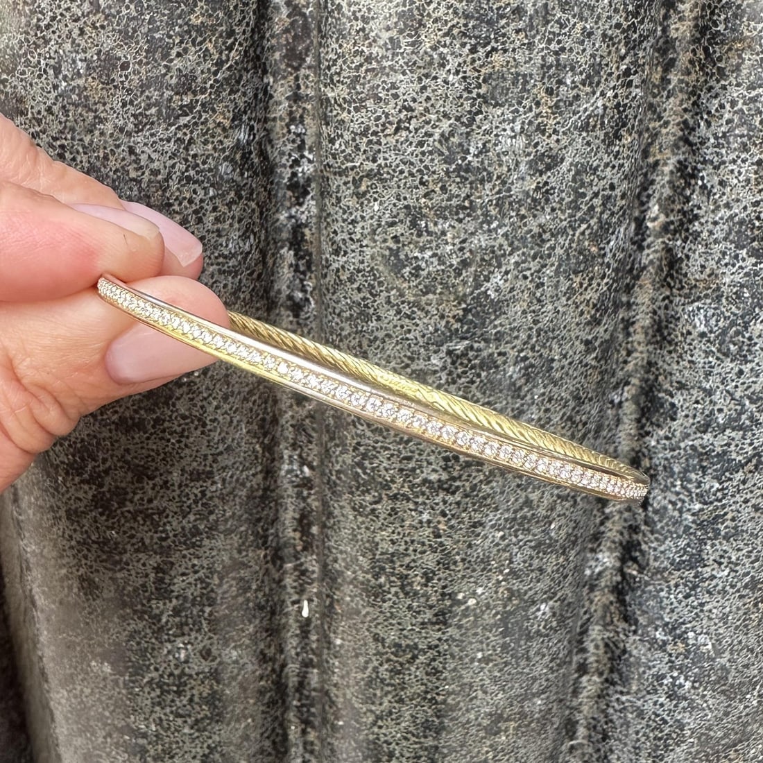 David Yurman Infinity Cable 18k Yellow Gold Diamond Bangle Bracelet: David Yurman Infinity Cable 18k Yellow Gold Diamond Bangle Bracelet This David Yurman Infinity Cable slip-on bangle bracelet is crafted from solid 18K yellow gold and features approximately 1.10 carat