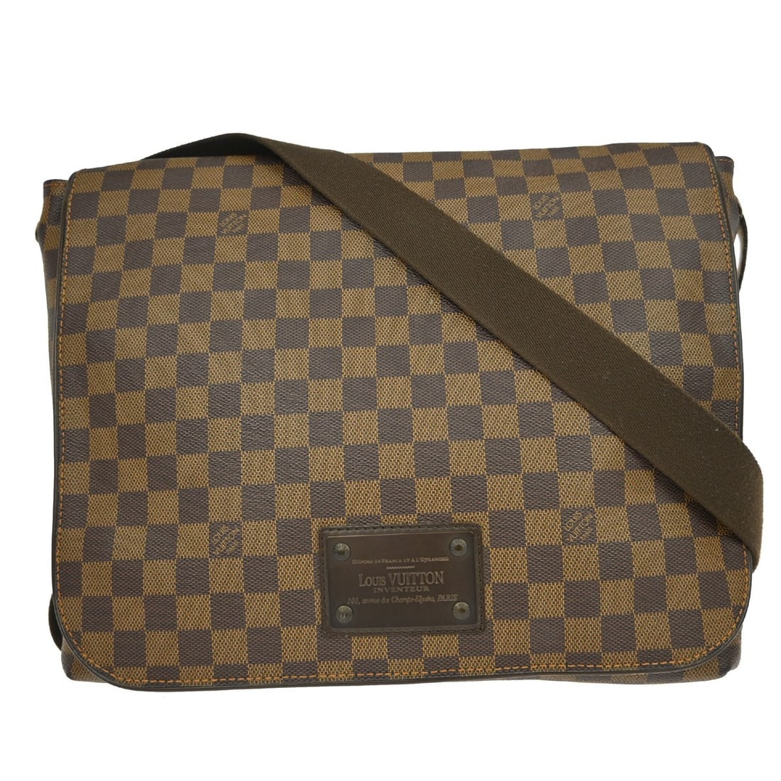 Louis Vuitton Brooklyn MM Damier canvas shoulder bag: Louis Vuitton Brooklyn MM Damier canvas shoulder bag This Louis Vuitton Damier Brooklyn MM shoulder bag features a classic brown Damier canvas exterior with leather shoulder strap, complemented by a b