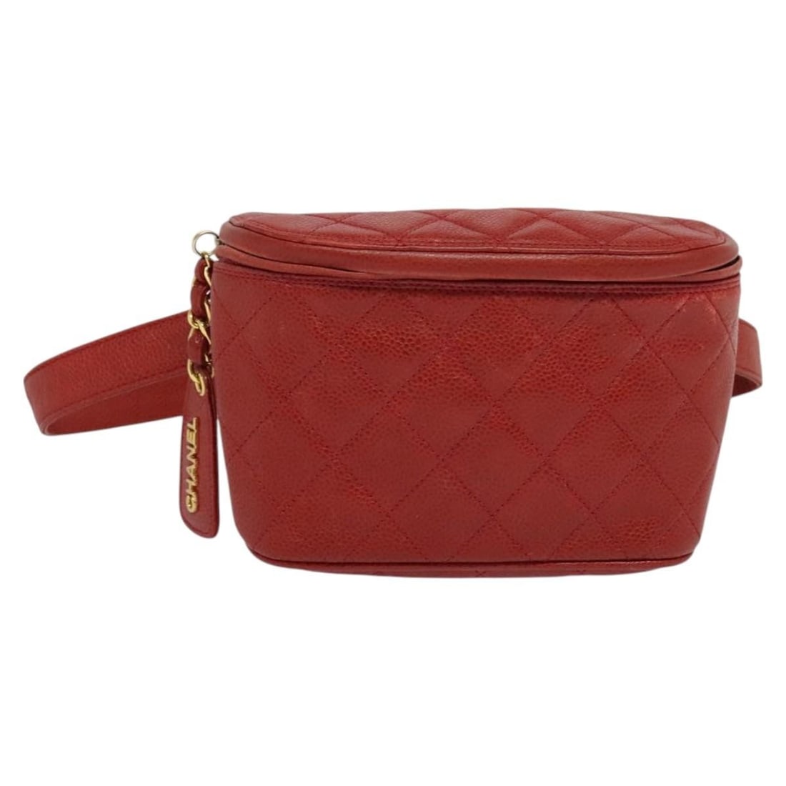 Chanel Vintage Zip Belt Bag Red Leather: Chanel Vintage Zip Belt Bag Red Leather This Chanel Vintage Zip Belt Bag is crafted from red quilted caviar leather and features a compact, stylish design. Made in Italy, the bag is designed for women