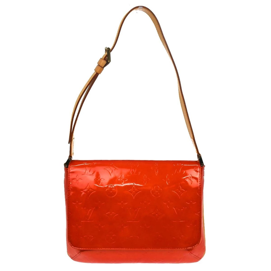 Louis Vuitton Vernis Pochette Shoulder Bag Red Patent Leather M91094: Louis Vuitton Vernis Pochette Shoulder Bag Red Patent Leather M91094 This Louis Vuitton Vernis Thompson Street shoulder bag features a compact pochette style crafted from red Monogram patent leather. 