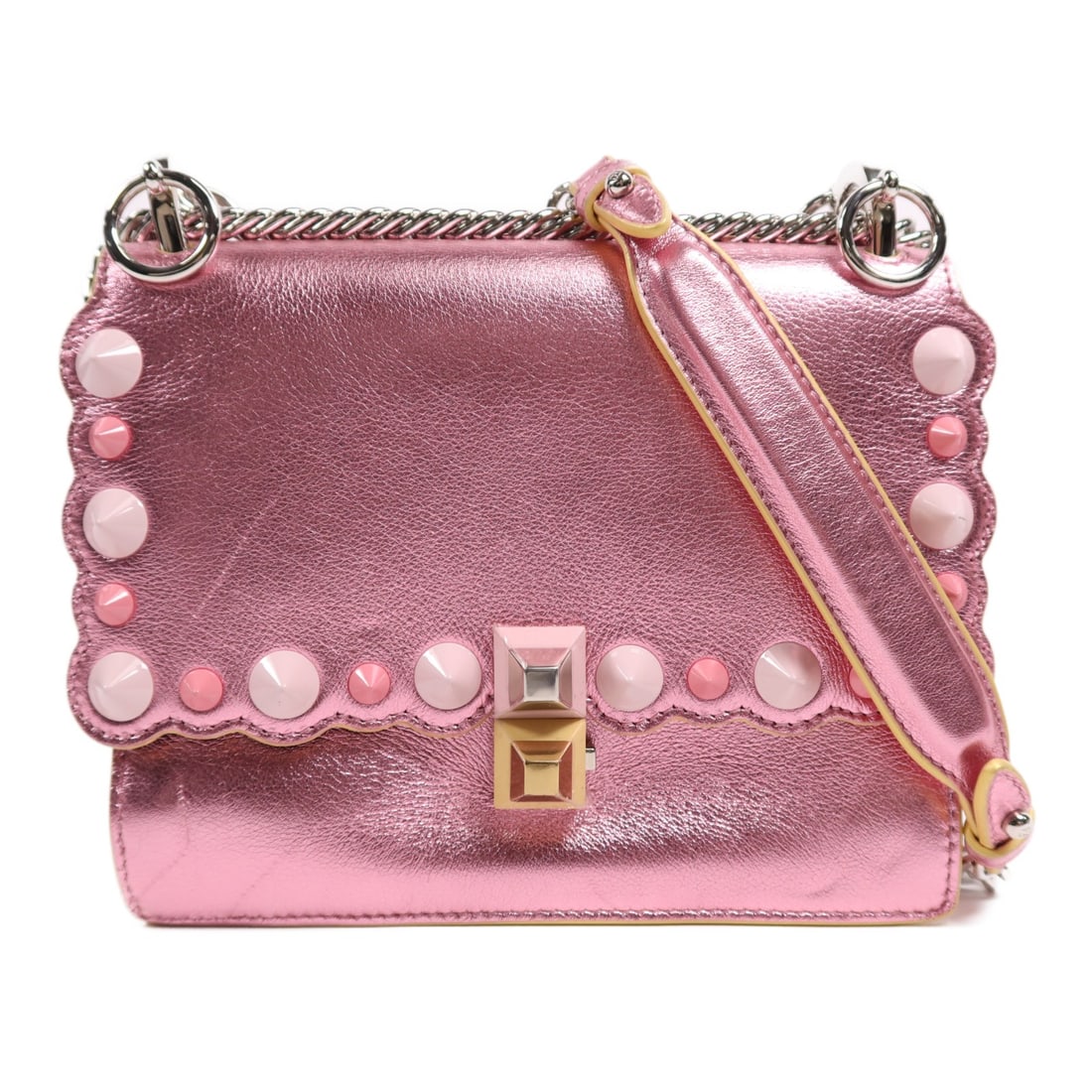 FENDI Ken I Chain Pink Calfskin Shoulder Bag 8M0381-028: FENDI Ken I Chain Pink Calfskin Shoulder Bag 8M0381-028 This FENDI Ken I Chain Shoulder Bag is crafted from pink calfskin leather and features silver-tone hardware. Designed for women, it offers a com
