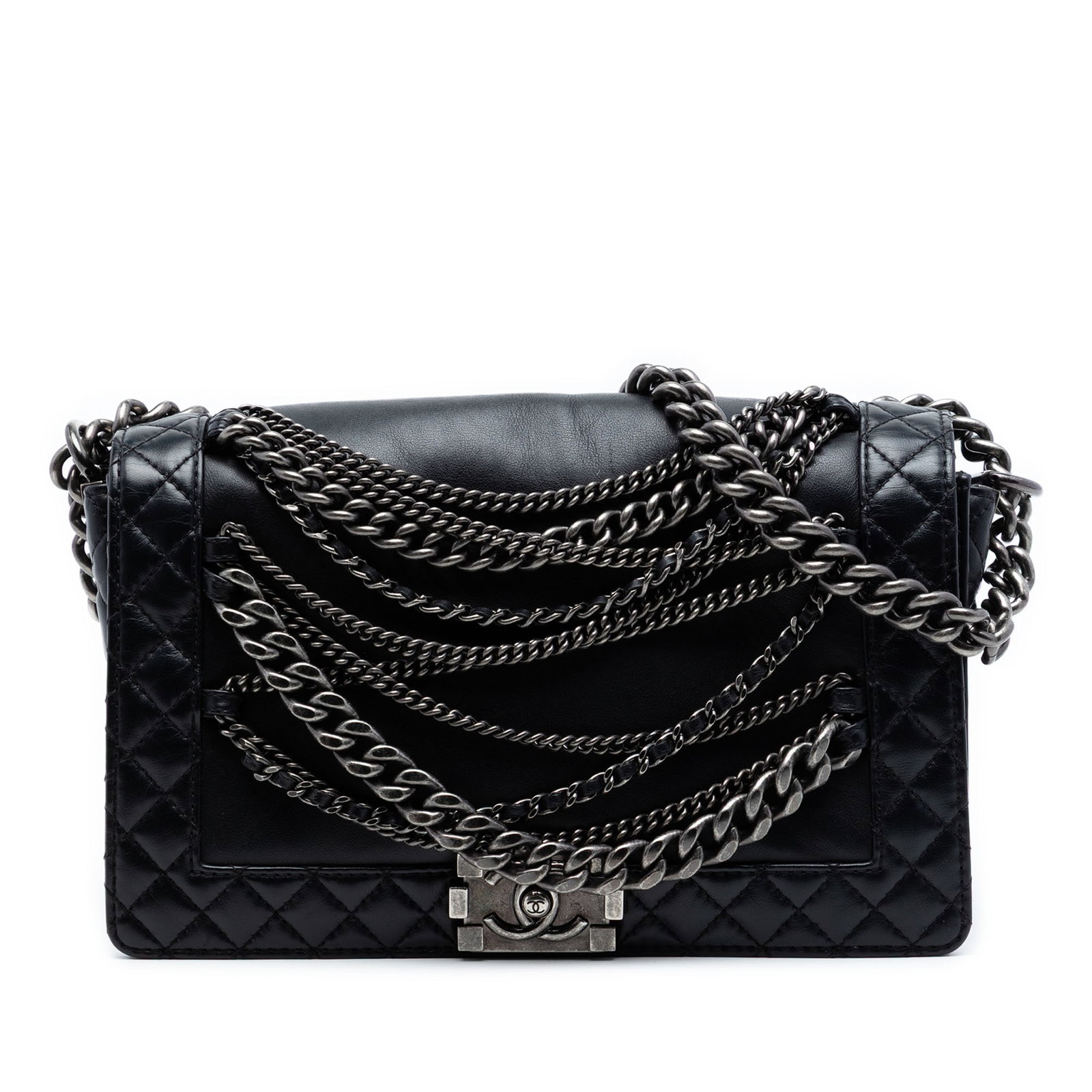 Chanel Paris Dallas Boy Flap Leather Chain Bag: Chanel Paris Dallas Boy Flap Leather Chain Bag This Chanel Medium Paris Dallas Enchained Boy Flap bag features a black leather body with a distinctive silver-tone curb chain strap and a front flap ado