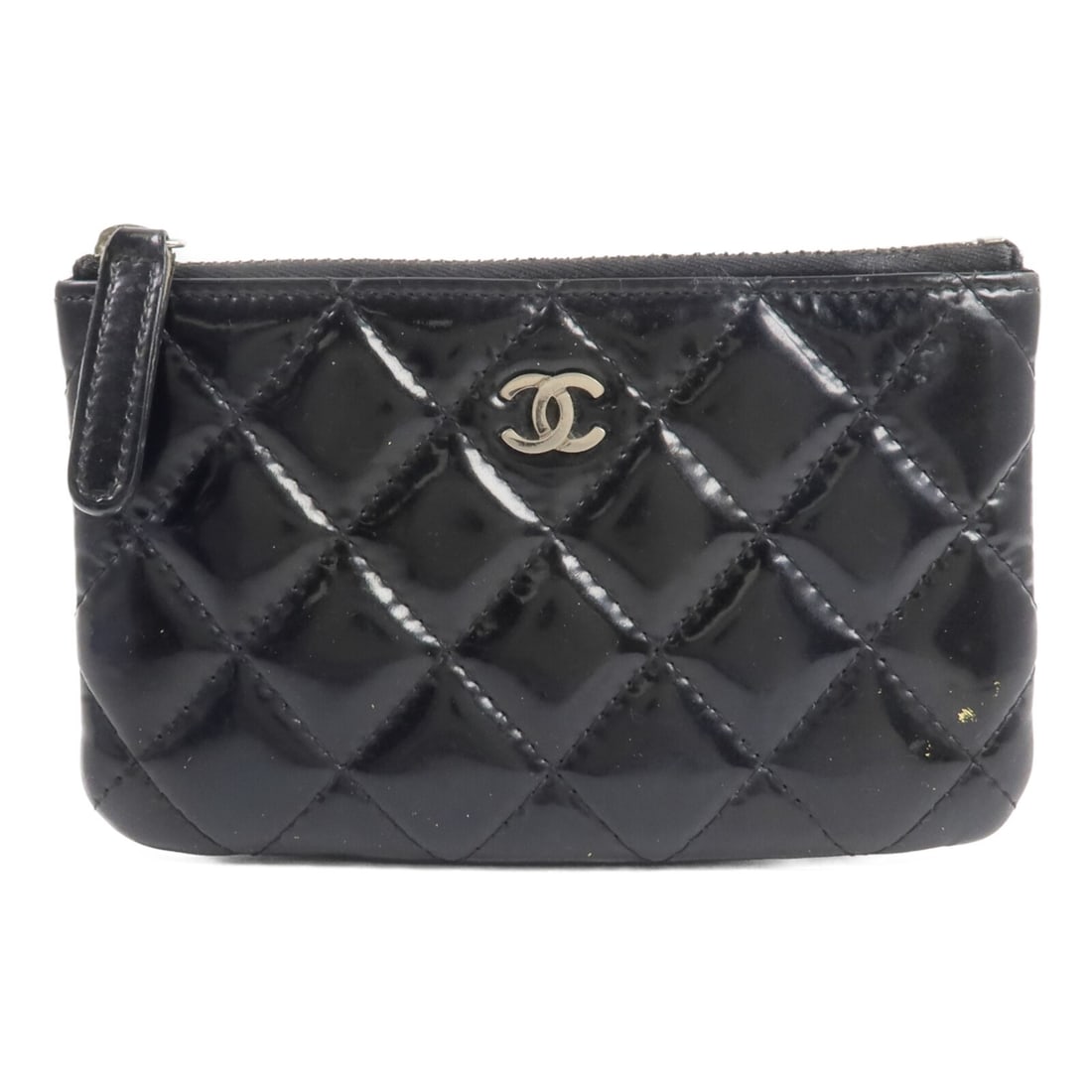 CHANEL Black Patent Leather Coin Card Pouch Classic Mini O Case: CHANEL Black Patent Leather Coin Card Pouch Classic Mini O Case This CHANEL Classic Mini O Case is a sleek coin and card pouch crafted from black patent leather. Designed for women, it features a secu