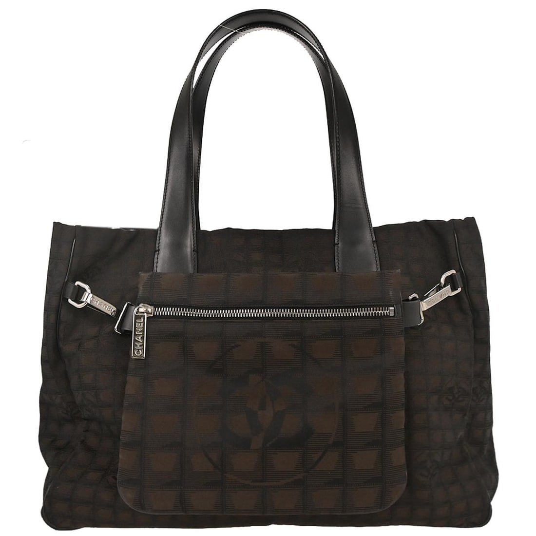 Chanel Brown Jacquard Nylon Travel Line Tote Handbag: Chanel Brown Jacquard Nylon Travel Line Tote Handbag This exquisite Chanel Brown Jacquard Nylon Travel Line Tote Handbag is perfect for casual outings. Crafted from high-quality jacquard nylon leather