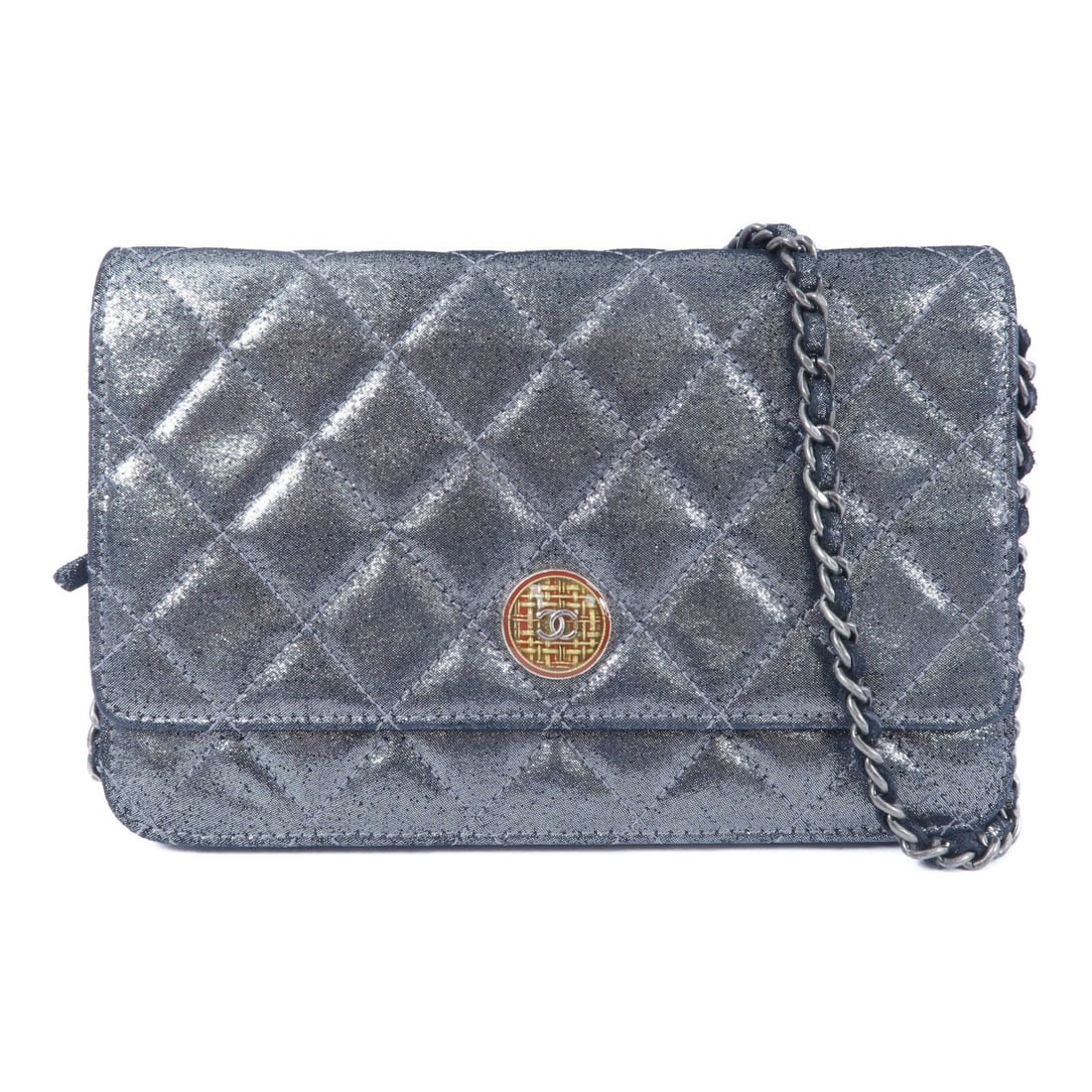 CHANEL Silver Canvas Wallet On Chain Bag: CHANEL Silver Canvas Wallet On Chain Bag This CHANEL CC Wallet On Chain is a stylish shoulder bag crafted from silver canvas. Designed for women, it features a compact silhouette with a height of 4.7 
