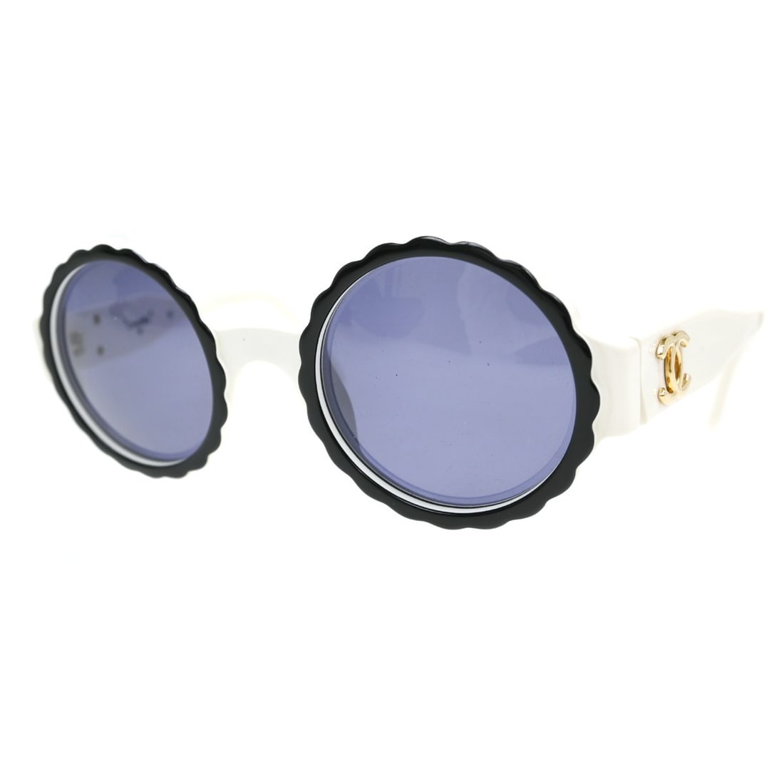 Chanel CC Logos White Frame Black Lens Women's Sunglasses: Chanel CC Logos White Frame Black Lens Women's Sunglasses These Chanel sunglasses feature a stylish white acrylic frame with black acrylic lenses, designed specifically for women. The eyewear showcase