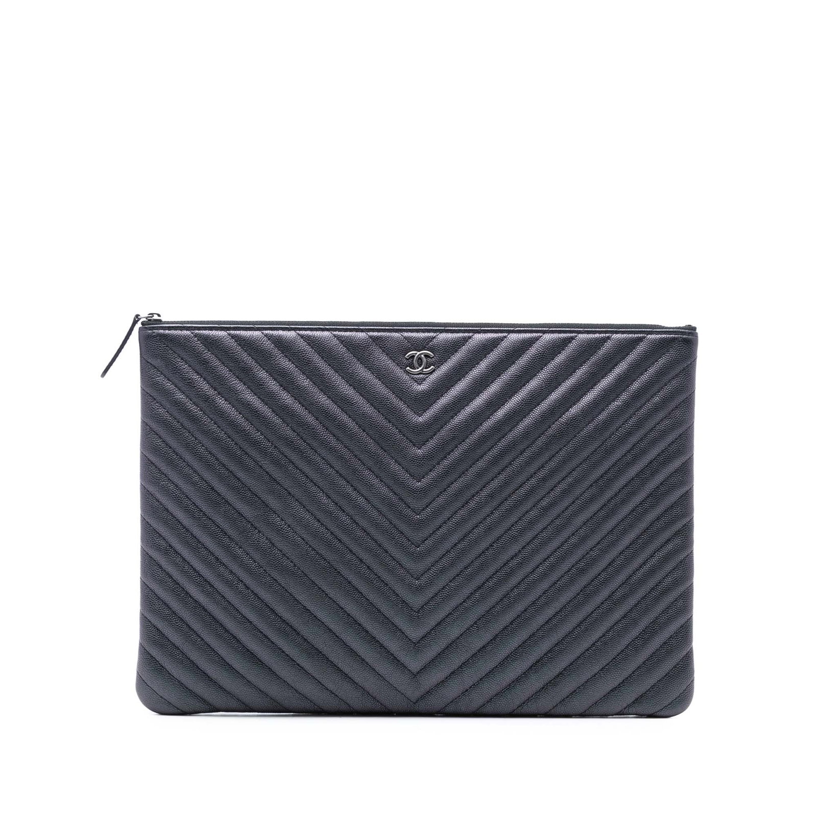 Purple Chanel Iridescent Chevron Caviar Leather Large O Case Clutch Bag: Purple Chanel Iridescent Chevron Caviar Leather Large O Case Clutch Bag This Chanel Large CC Chevron Iridescent Caviar O Case Clutch features a chevron-quilted caviar leather body in a striking purple