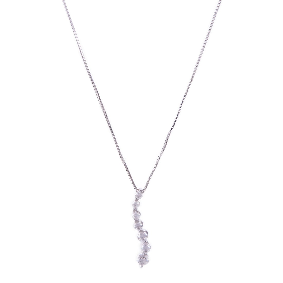 JEWELRY Diamond Necklace in 18K White Gold: JEWELRY Diamond Necklace in 18K White Gold This exquisite diamond necklace is crafted from high-quality 18K white gold (K18WG) and features a stunning clear diamond as its main stone. The design is el