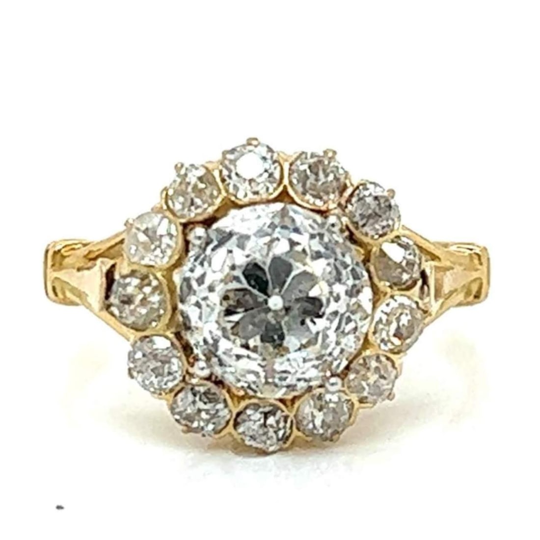 Victorian 18K Yellow Gold Ring with 2.45 Ct Old Mine Diamond: Victorian 18K Yellow Gold Ring with 2.45 Ct Old Mine Diamond This exquisite Victorian ring showcases a stunning 18K yellow gold design, featuring a prominent 2.45 ct. Old Mine diamond with exceptional
