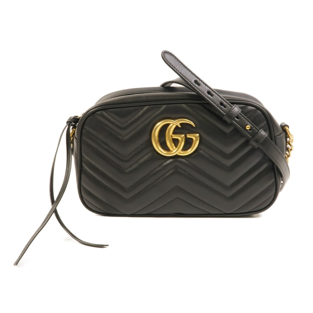 Gucci GG Marmont black calfskin shoulder bag GHW: Gucci GG Marmont black calfskin shoulder bag GHW This Gucci GG Marmont shoulder bag is crafted from black calfskin leather and features gold-tone hardware. The bag offers a compact and elegant design,