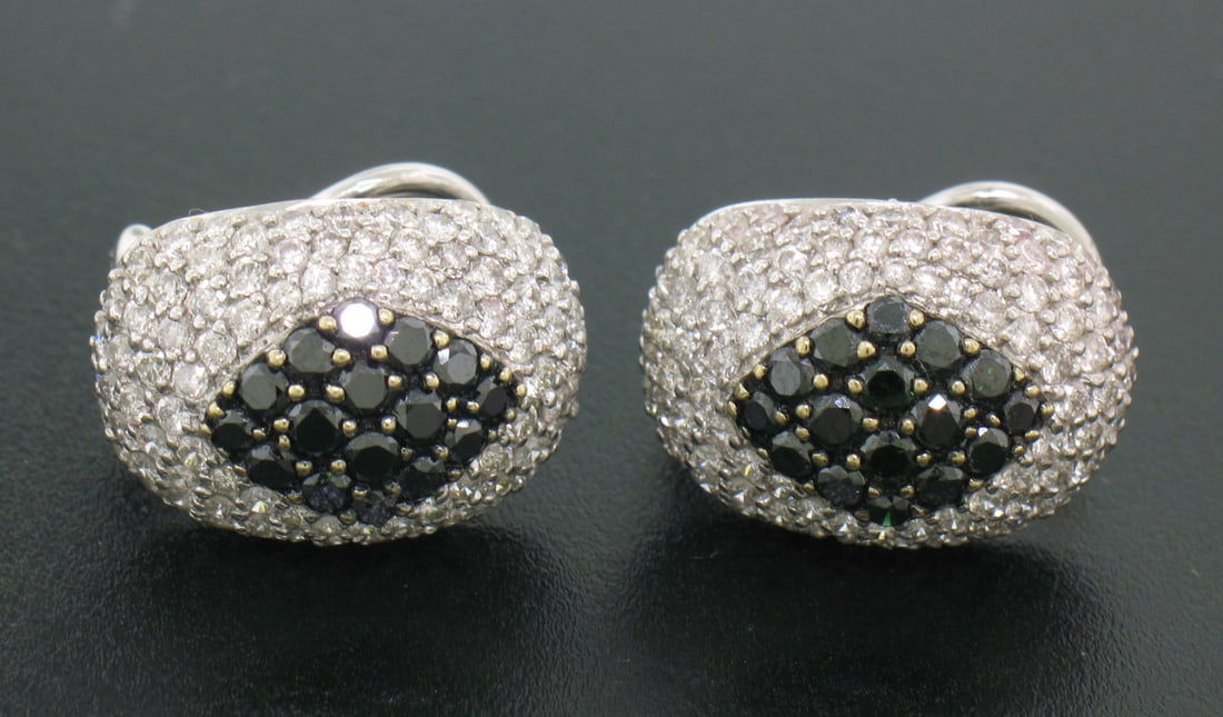 18k White Gold 3.60ctw White Black Diamond Dome Button Earrings: 18k White Gold 3.60ctw White Black Diamond Dome Button Earrings Elevate your style with these exquisite 18k Solid White Gold Dome Button Earrings, featuring a dazzling 3.60 carats total weight of genu