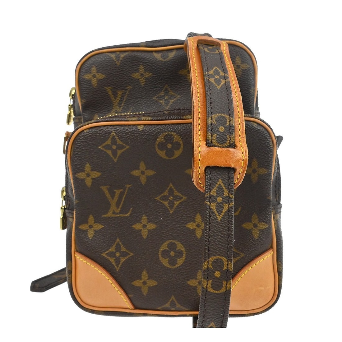 Louis Vuitton Amazone Monogram Crossbody Bag: Louis Vuitton Amazone Monogram Crossbody Bag This Louis Vuitton Monogram Amazon crossbody bag features the iconic monogram canvas leather exterior in brown, complemented by a brown canvas leather stra