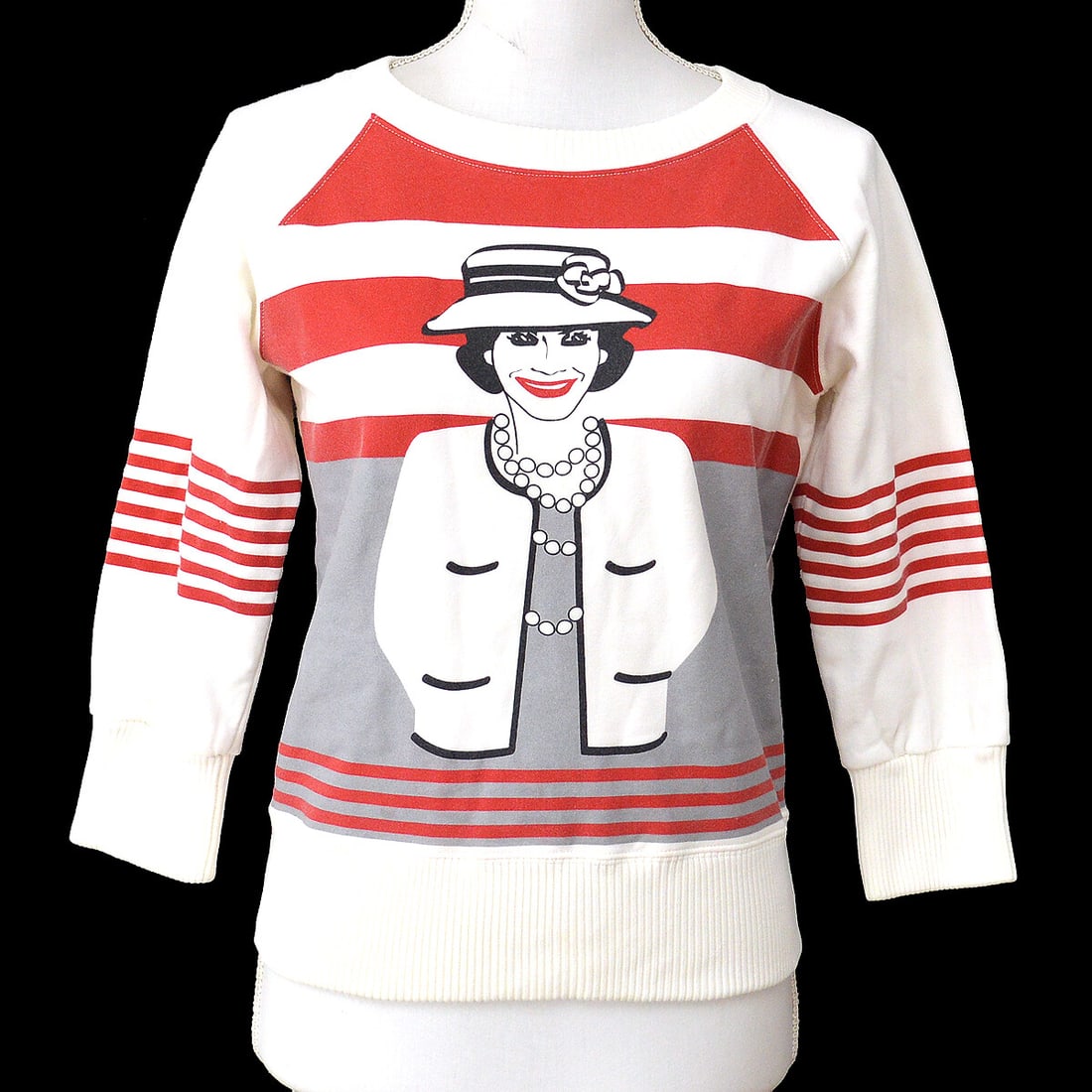 Chanel 01A Mademoiselle Vintage Long Sleeve Sweatshirt White Red (1 of 12)