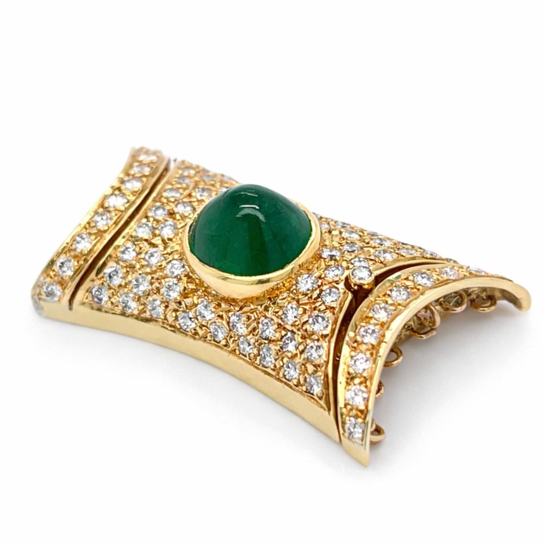 18K Gold Necklace Clasp with Emerald Center and Diamond Accents: 18K Gold Necklace Clasp with Emerald Center and Diamond Accents This 18K yellow gold necklace clasp features a central emerald, approximately 3.50 carats, surrounded by about 80 diamonds with a total 