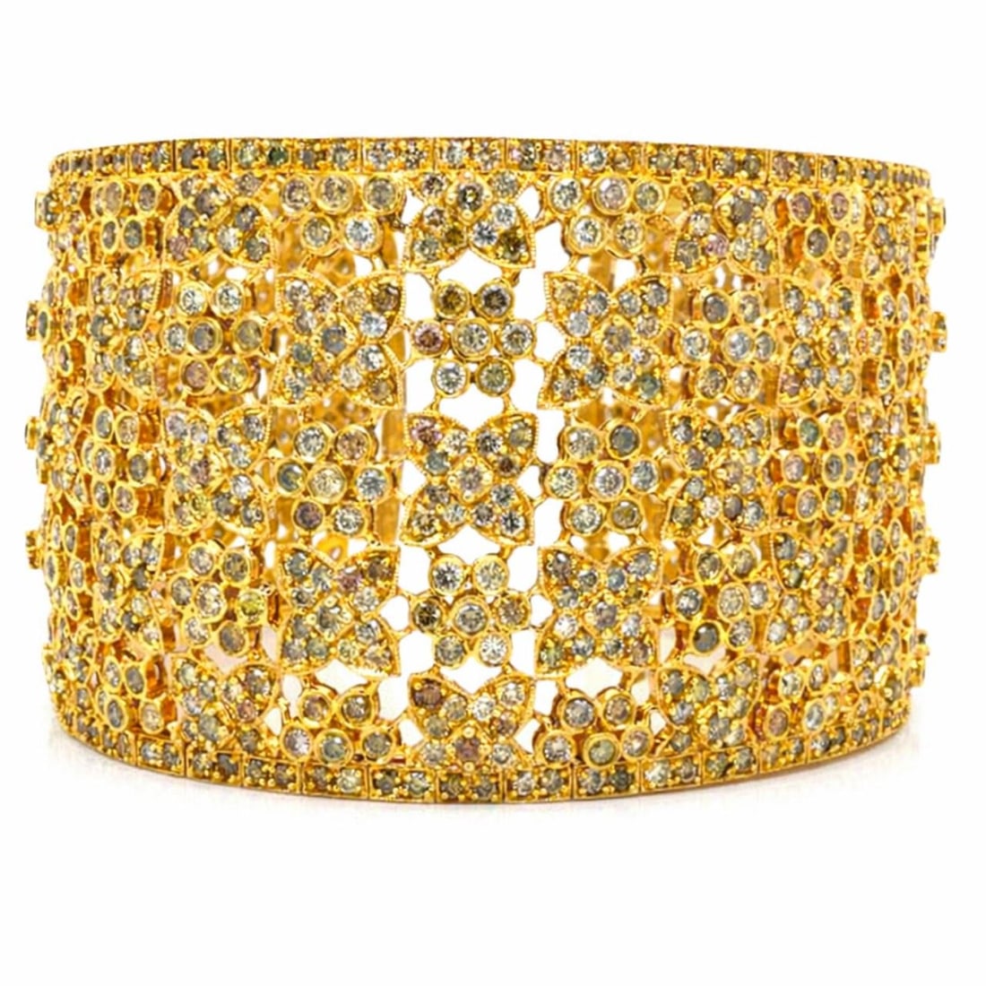 Diamond Bangle Cuff in 18K Yellow Gold with 25 Carats: Diamond Bangle Cuff in 18K Yellow Gold with 25 Carats This 18K yellow gold bangle cuff bracelet features 1,161 color diamonds with an approximate total weight of 25.00 carats and clarity grades of VS1