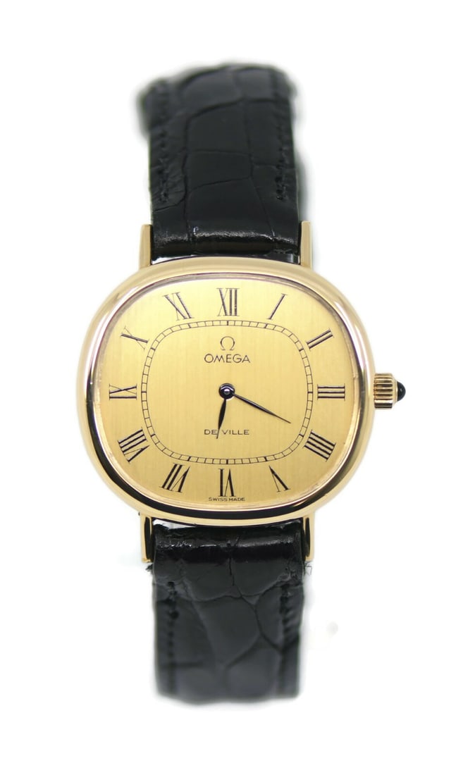 Unisex Omega De Ville Quartz Wristwatch Two Tone Stainless Steel 32x30mm: Unisex Omega De Ville Quartz Wristwatch Two Tone Stainless Steel 32x30mm This Omega DeVille wristwatch features a classic two-tone stainless steel case and is designed for unisex adults. It is powered