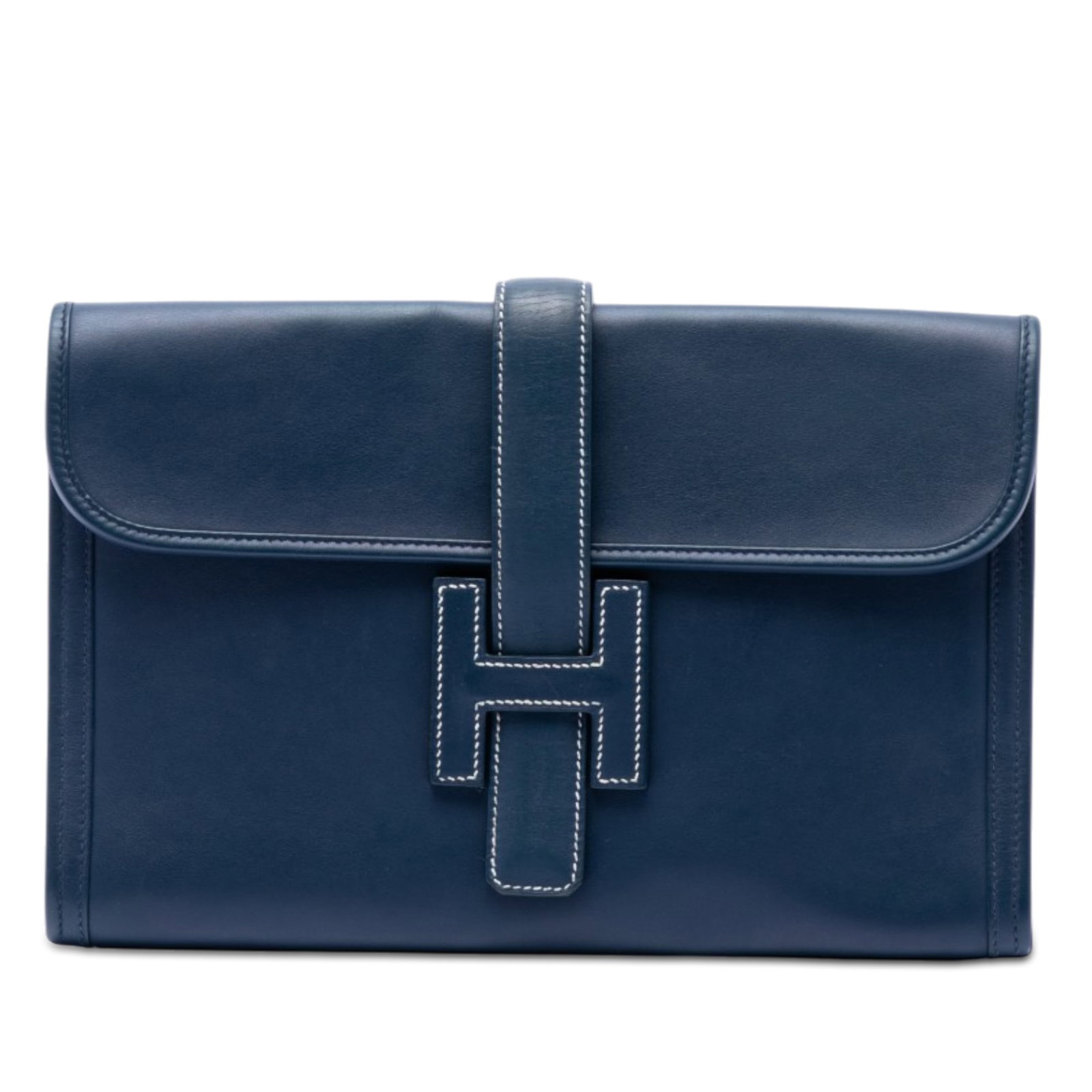 Hermes Blue Navy Swift Leather Jige 29 Clutch: Hermes Blue Navy Swift Leather Jige 29 Clutch The Hermes Swift Jige 29 is a sophisticated clutch crafted from Swift leather in a Blue Navy color. It features a front flap with a pull-through closure a