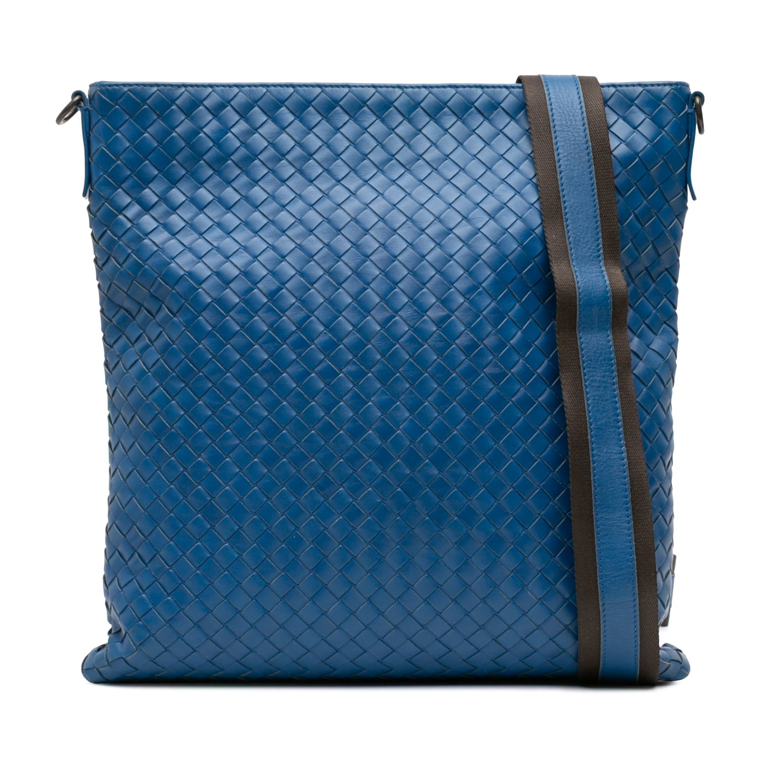 Bottega Veneta Blue Nappa Intrecciato Leather Crossbody Bag: Bottega Veneta Blue Nappa Intrecciato Leather Crossbody Bag This Bottega Veneta Nappa Intrecciato Crossbody bag showcases a stylish woven nappa leather construction in an elegant blue hue. It features
