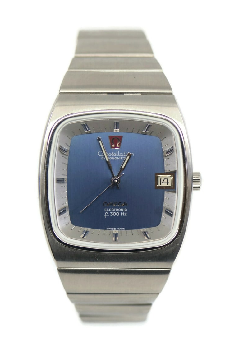 Omega Constellation F300HZ Chronometer Stainless Steel Watch Blue Dial: Omega Constellation F300HZ Chronometer Stainless Steel Watch Blue Dial Introducing the Omega Constellation Chronometer Electronic F300HZ, a stunning wristwatch crafted from durable stainless steel. Th