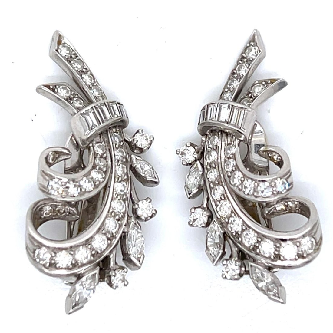 Platinum Art Deco Earrings with 3.00 Carats of Diamonds: Platinum Art Deco Earrings with 3.00 Carats of Diamonds These Art Deco earrings are crafted in platinum and feature a total diamond weight of approximately 3.00 carats. The design includes 56 diamonds